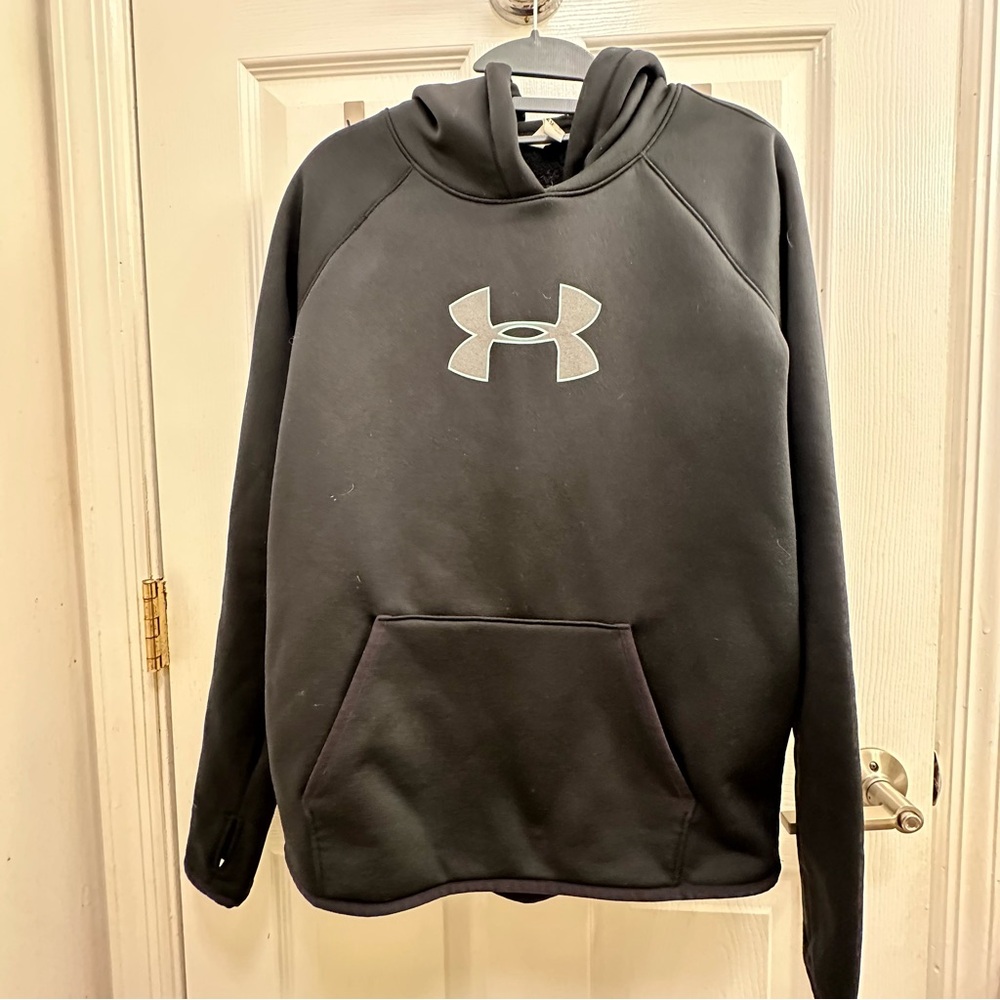 Under Armour Black Woman’s Sweatshirt